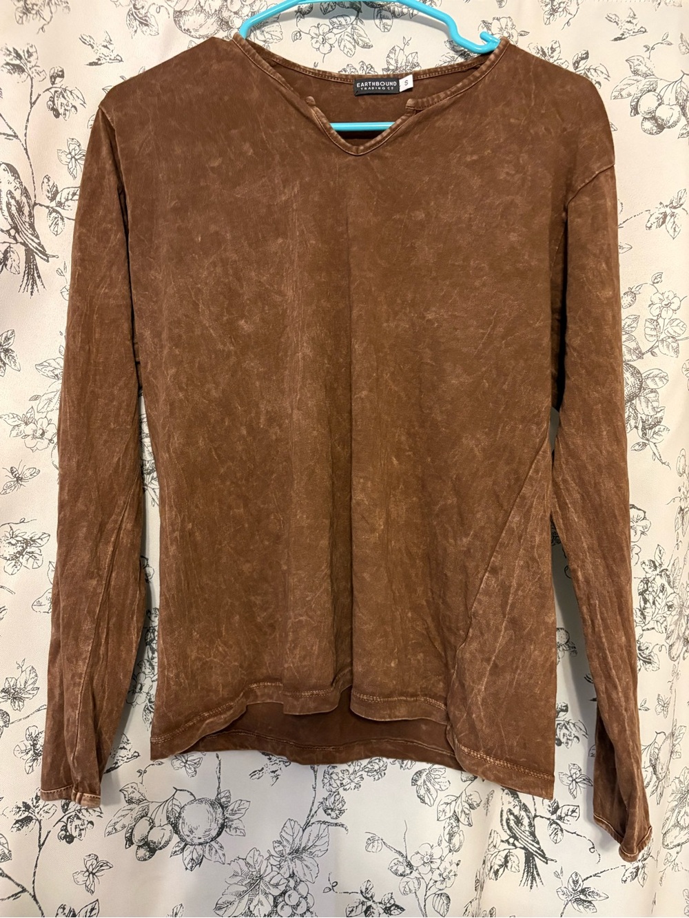 Brown Earthbound trading co shirt, size S